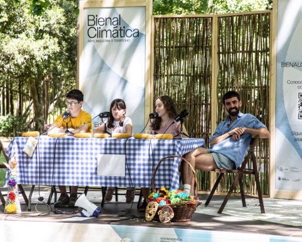 Creamos un monstruo, con Radio Barullu Bienal Climática 2026. C